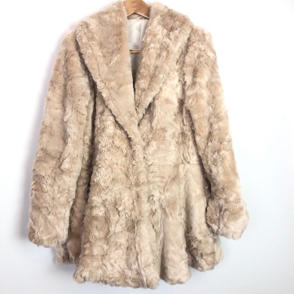 Free People Swingy Vegan Fur Jacket Coat - Picture 4 of 8